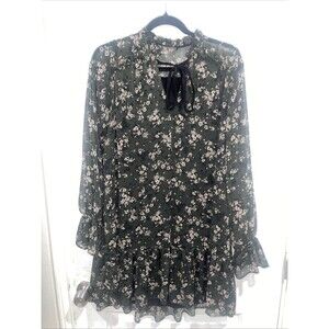 Women's Zara floral print dress lined  beige Size M